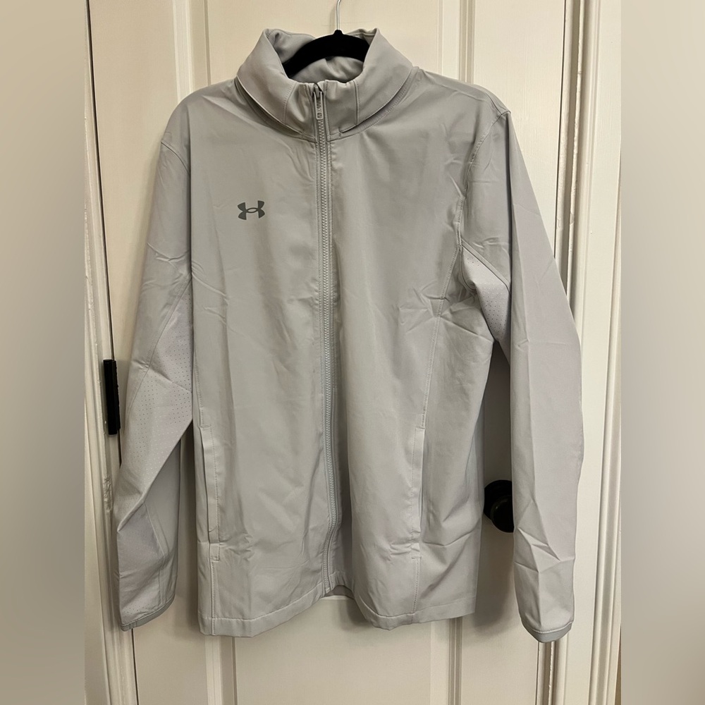 Under Armour Men’s Squad 3.0 full zip jacket with hood.